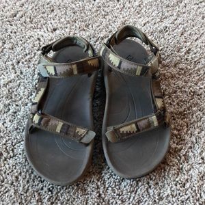 Kids Teva sandals